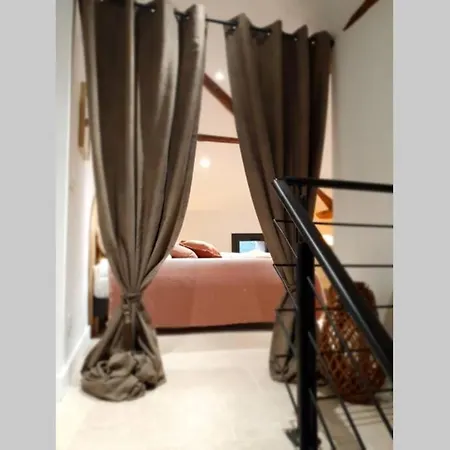 Apartment De Charme Dans Maison Fin Xixeme *